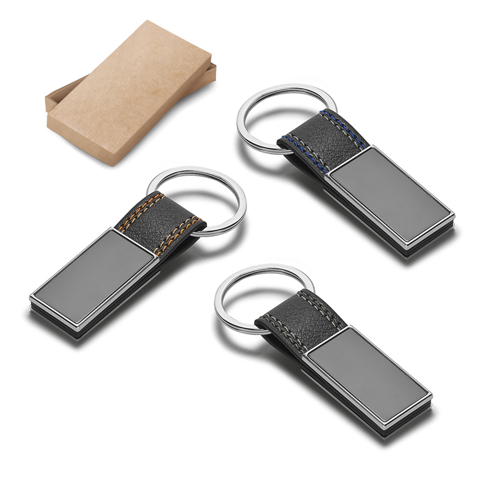 BALE. Chaveiro em c. sintético e metal