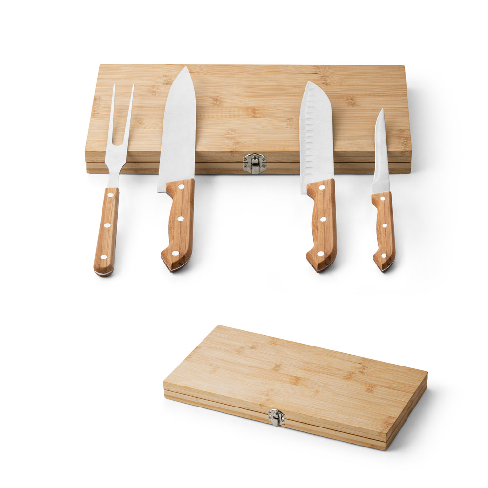 KOERPER. Kit churrasco em caixa bambu com 4 utensílios em aço inox e bambu